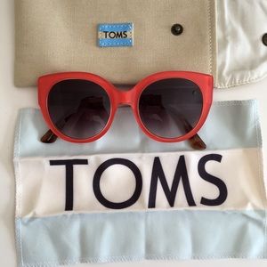 TOMS Luisa Cinnabar Red Tortoise sunglasses